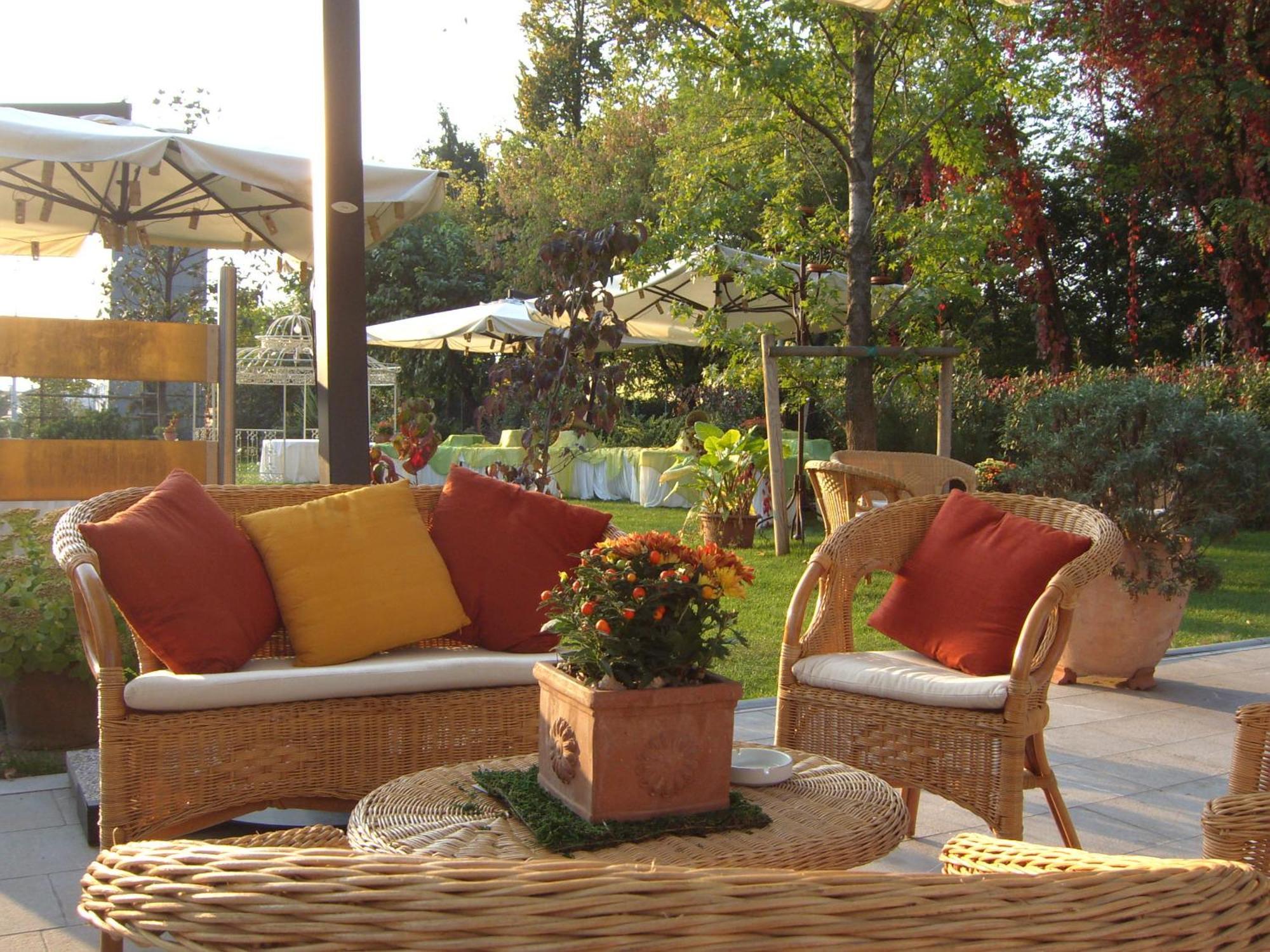 Ca' Delle Rose Hotel Castelfranco Veneto Exterior photo